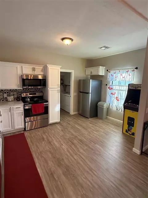 505 E 11th St, Chandler, OK 74834 photo 9