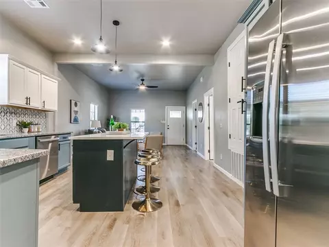 524 E Harrison Ave, Guthrie, OK 73044 photo 9