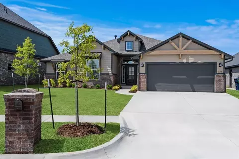 725 Caladium Dr, Yukon, OK 73099