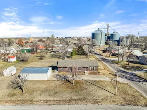 205 N Elm Ave, Union City, OK 73090