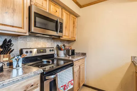 808 Pinebrook Dr, Guthrie, OK 73044 photo 11