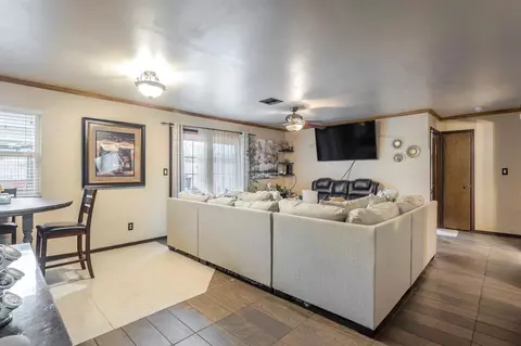 808 Pinebrook Dr, Guthrie, OK 73044 photo 8