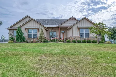 3213 Epora Ct, Norman, OK 73071