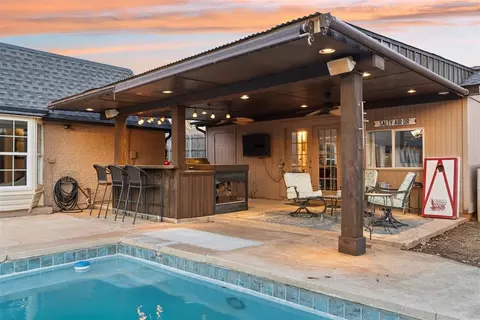 4008 Cherry Hill Ln, Oklahoma City, OK 73120