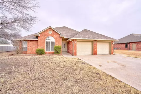 1924 Parkland St, Prague, OK 74864