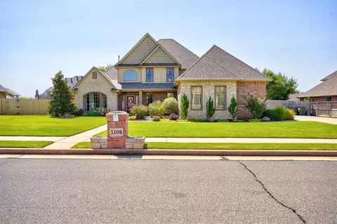 1108 Greenwood Gln, Edmond, OK 73025