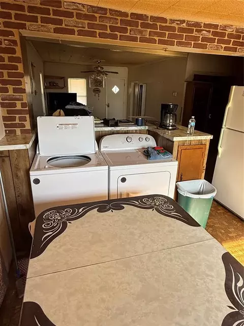 303 E 4th St, Chandler, OK 74834 photo 8