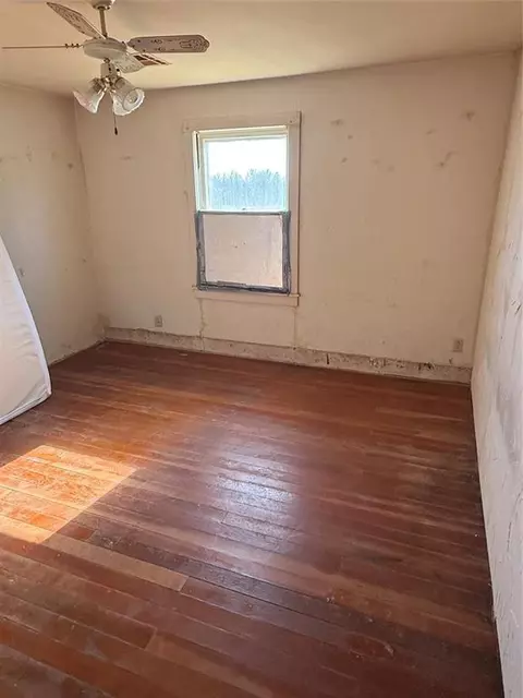 303 E 4th St, Chandler, OK 74834 photo 11
