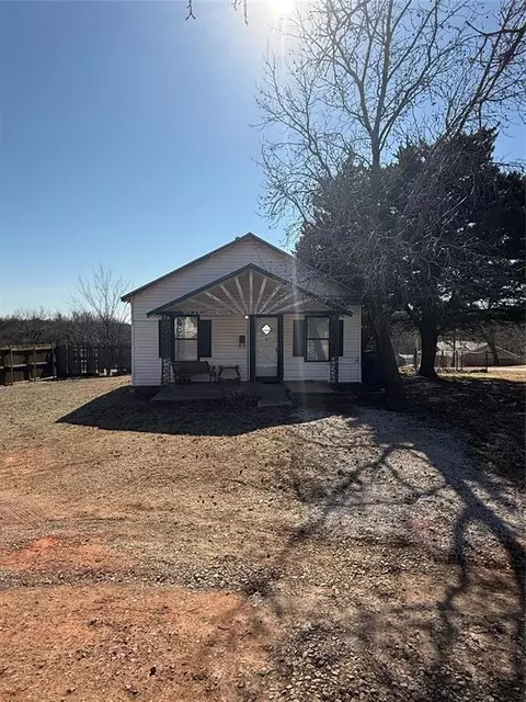 303 E 4th St, Chandler, OK 74834