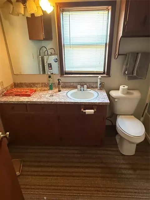 303 E 4th St, Chandler, OK 74834 photo 9