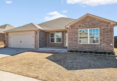 11512 SW 25th Ter, Yukon, OK 73099