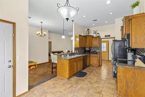 114 Westend Ct, Tuttle, OK 73089 photo 10