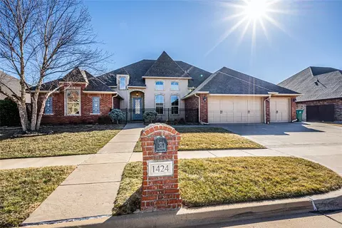 1424 NW 188th St, Edmond, OK 73012