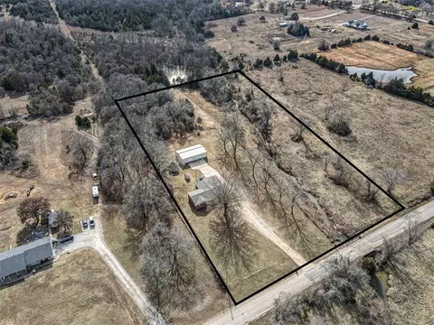 38243 New Hope Rd, Tecumseh, OK 74873