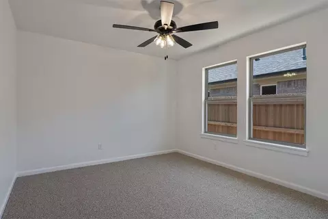 Bedroom - 16008 Switchgrass Pl, Moore, OK 73170 photo 6 of 6