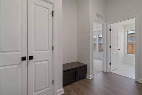 Entry Way - 16008 Switchgrass Pl, Moore, OK 73170 photo 5 of 5
