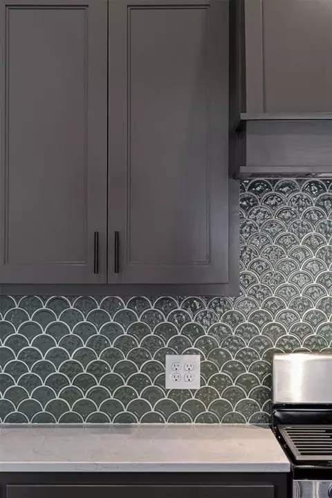 Kitchen - 16008 Switchgrass Pl, Moore, OK 73170 photo 2 of 5