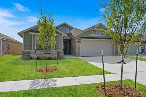 Exterior - 16008 Switchgrass Pl, Moore, OK 73170 photo 2 of 2