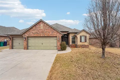 11745 SW 25th Ter, Yukon, OK 73099