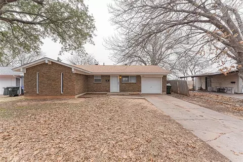 310 Atterberry Dr, Norman, OK 73071