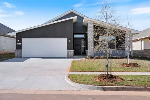 3816 NW 176th St, Edmond, OK 73012