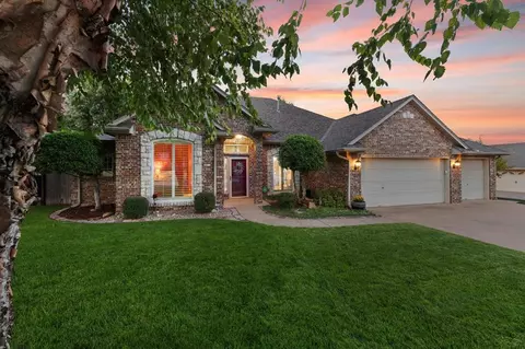 4213 NE 141st St, Edmond, OK 73013