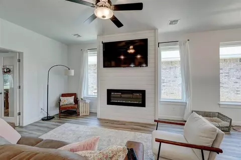 313 W 3rd St, Arcadia, OK 73007 photo 11