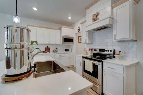 313 W 3rd St, Arcadia, OK 73007 photo 17