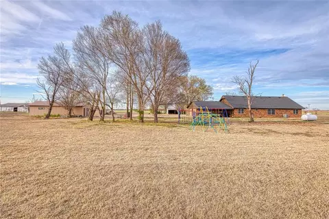 21462 E 1010 Rd, Foss, OK 73647 photo 32