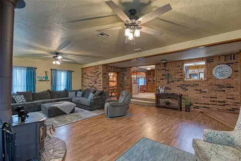 21462 E 1010 Rd, Foss, OK 73647 photo 7