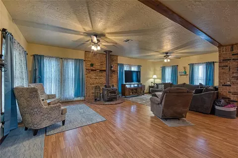 21462 E 1010 Rd, Foss, OK 73647 photo 6