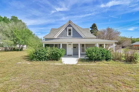 1103 W 2nd St, Elk City, OK 73644