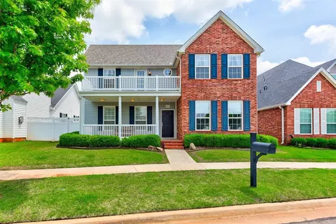 3321 E Chardonnay Ln, Norman, OK 73071