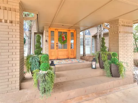 2005 Faircloud Dr, Edmond, OK 73034 photo 2