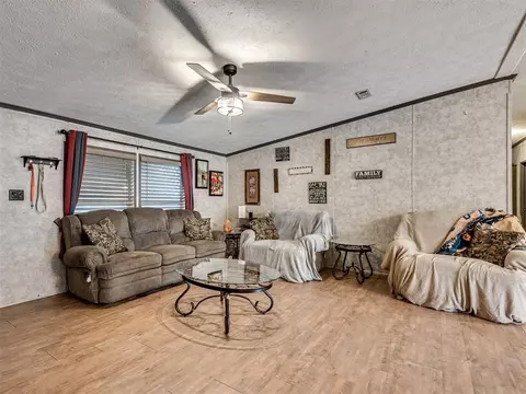 106438 Rodeo Dr, Mcloud, OK 74851 photo 9