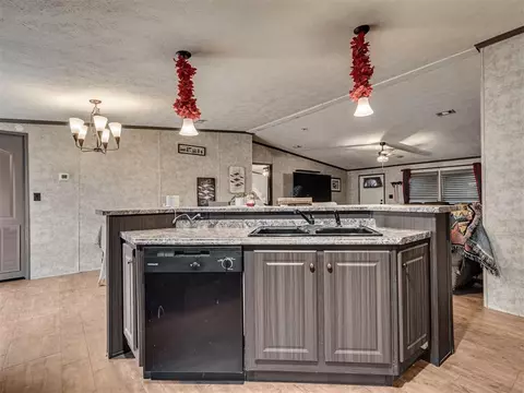 106438 Rodeo Dr, Mcloud, OK 74851 photo 8