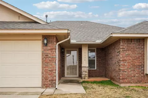 4220 Red Apple Ter, Moore, OK 73160
