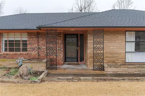 3504 N Evans Dr, Oklahoma City, OK 73121