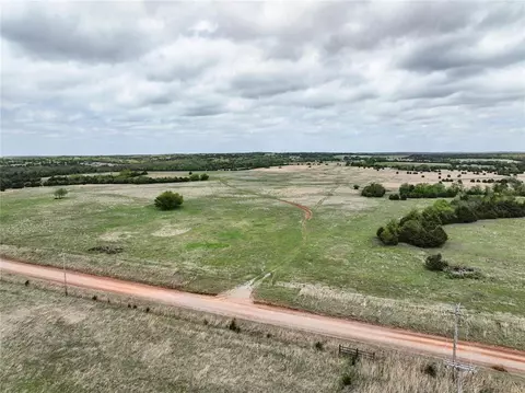 850 Road Rd, Kendrick, OK 74079