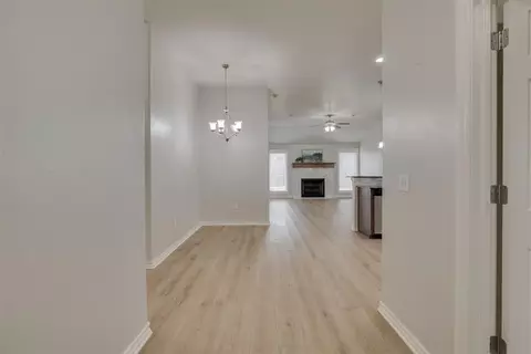 2417 NW 193rd St, Edmond, OK 73012