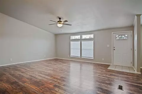 11109 E Post Oak Rd, Noble, OK 73068 photo 5