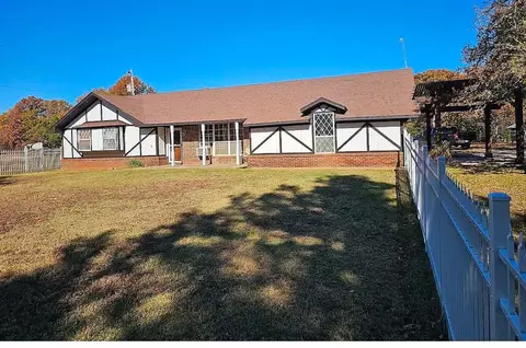 Undisclosed, Mcloud, OK 74851