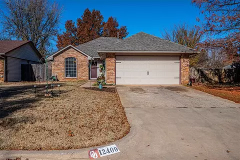 12409 SW 15th Ter, Yukon, OK 73099