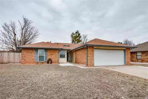 1304 Fairfax Ct, Yukon, OK 73099