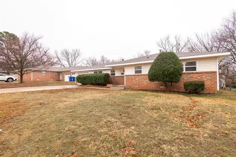 1413 E Maple Dr, Stillwater, OK 74074