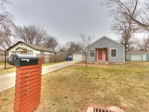 223 E Johnson St, Norman, OK 73069 photo 3