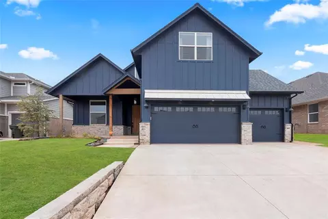 2117 Santa Monica St, Edmond, OK 73034