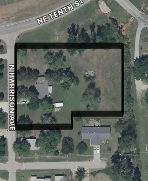 918 N Harrison Ave, Blanchard, OK 73010