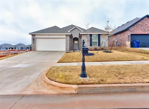 9025 NW 149th Ter, Yukon, OK 73099