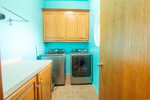 702 Meleah Ln, Mcloud, OK 74851 photo 16